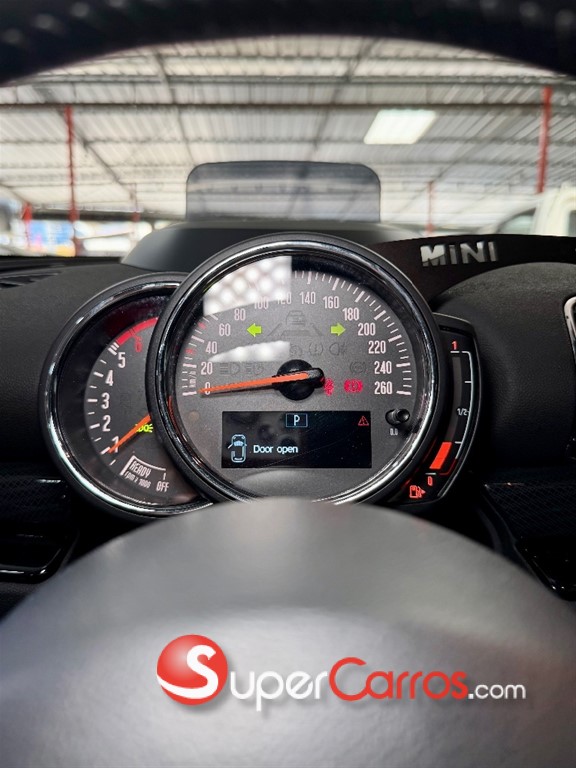 2020 Mini Cooper Clubman D — foto 12 / 12
