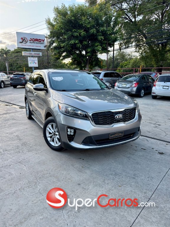 2019 Kia Sorento LX