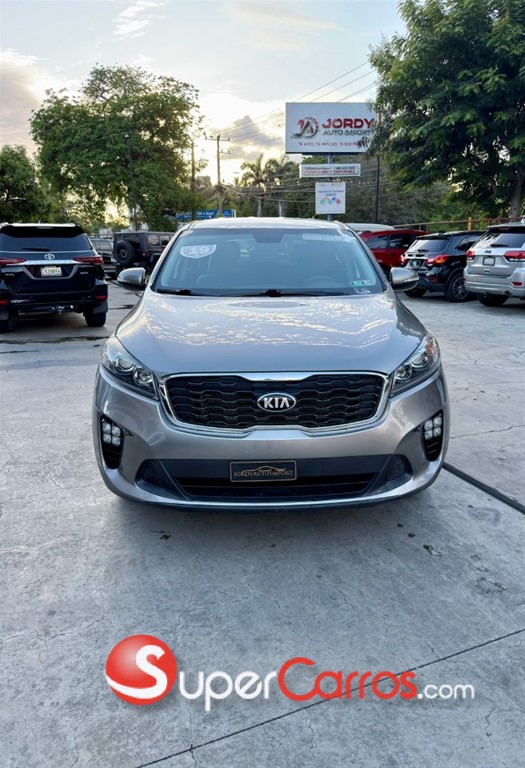 2019 Kia Sorento LX — foto 2 / 9