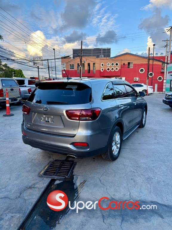 2019 Kia Sorento LX — foto 5 / 9