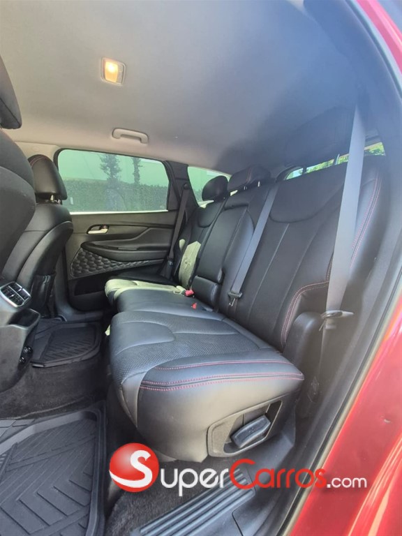 2019 Hyundai Santa Fe SE — foto 9 / 11