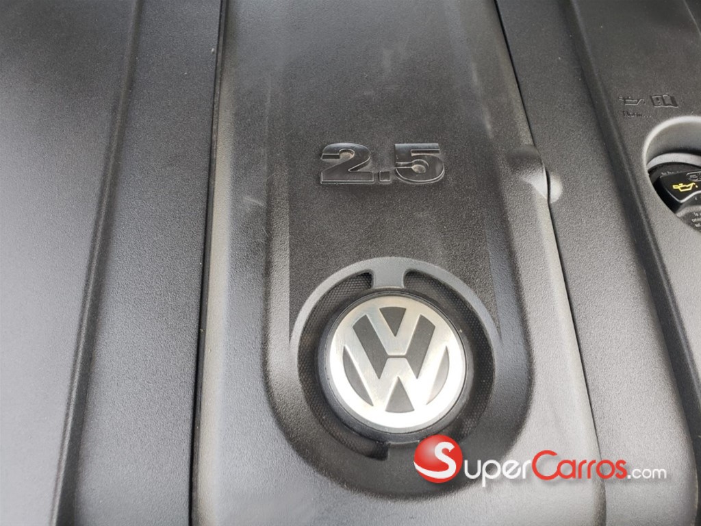 2013 Volkswagen Beetle — foto 2 / 12