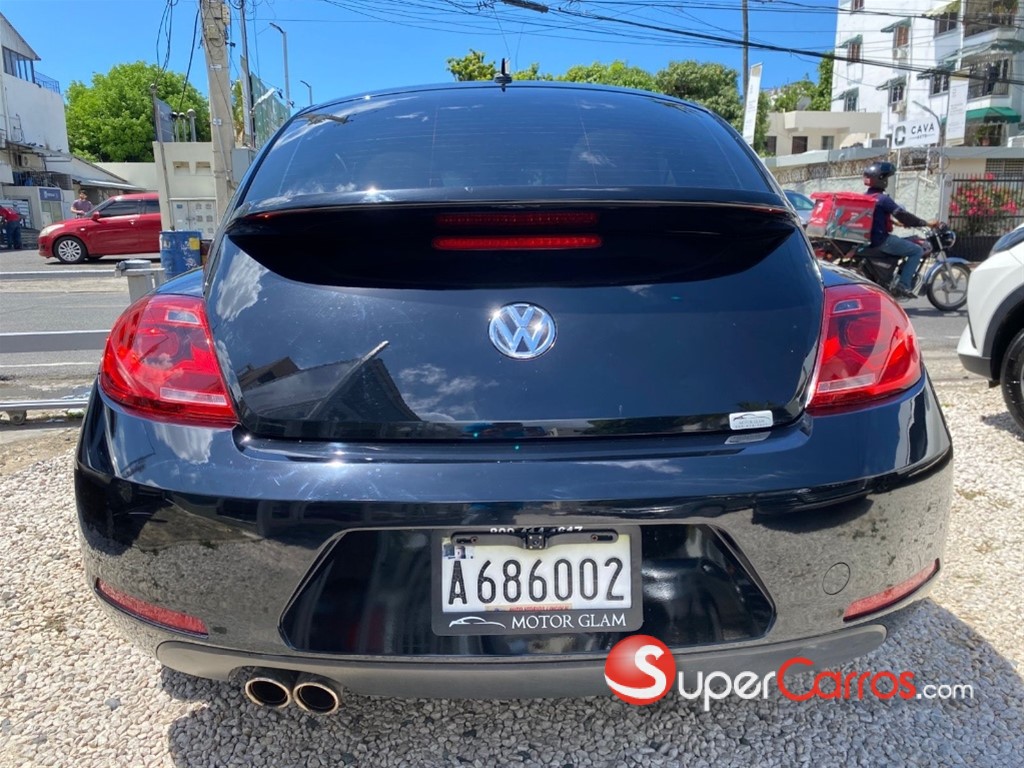 2013 Volkswagen Beetle — foto 9 / 12