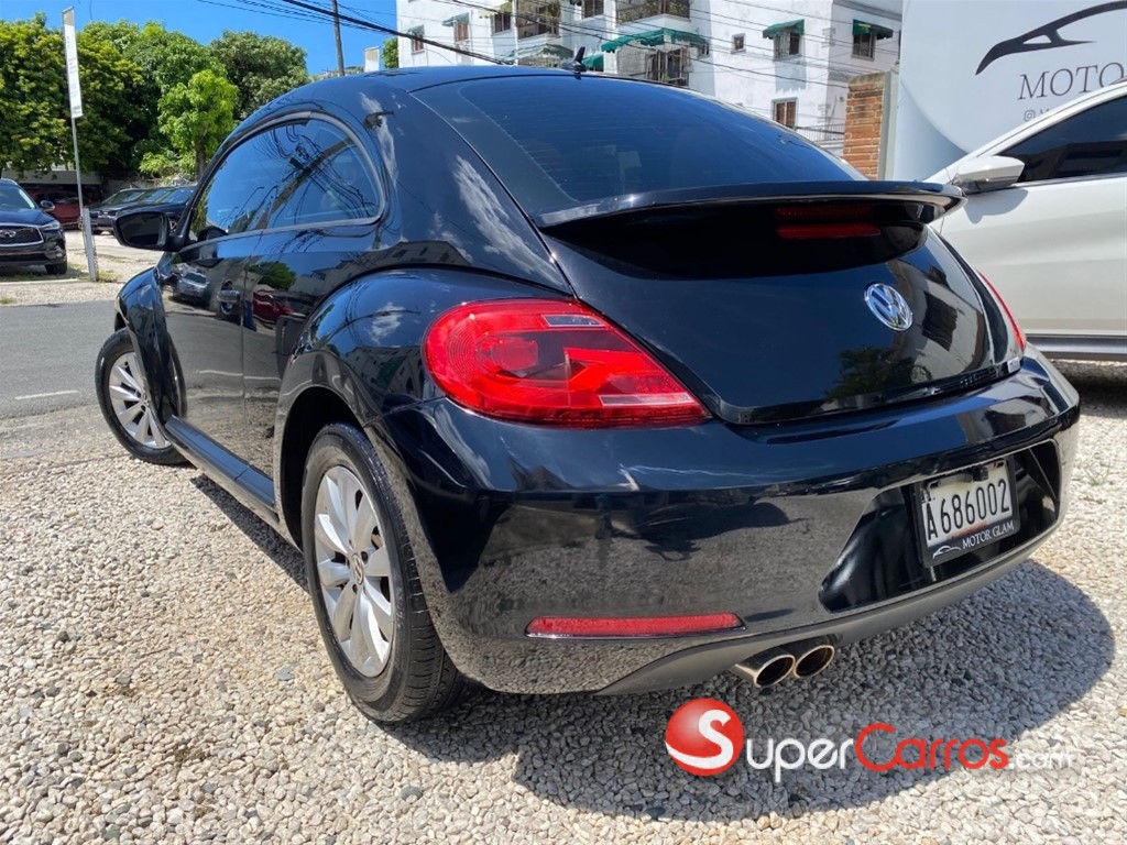 2013 Volkswagen Beetle — foto 10 / 12