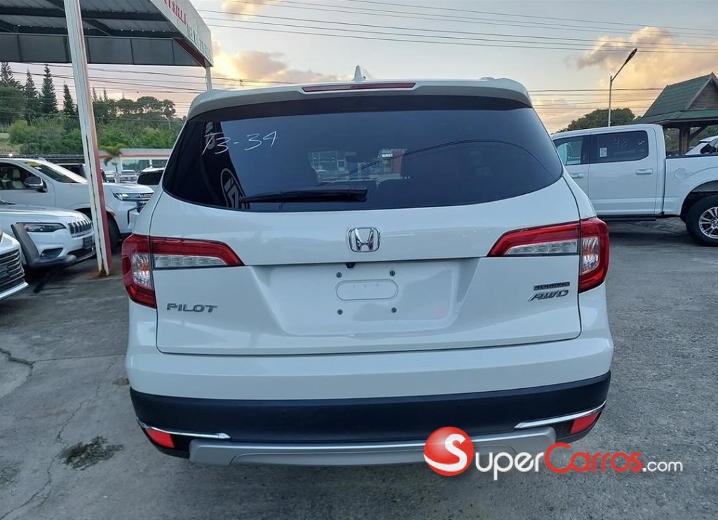 2019 Honda Pilot Touring — foto 10 / 10
