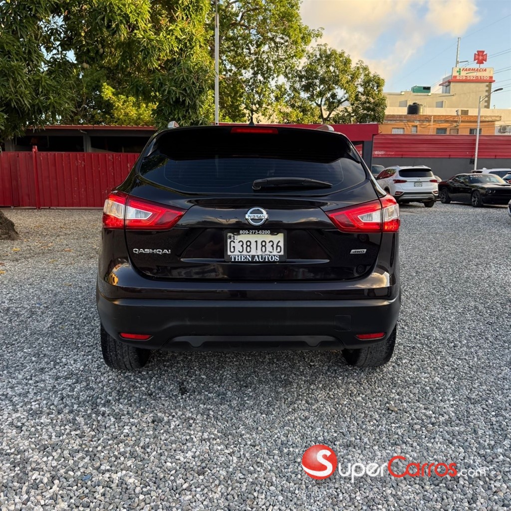 2017 Nissan Qashqai Exclusive — foto 3 / 12