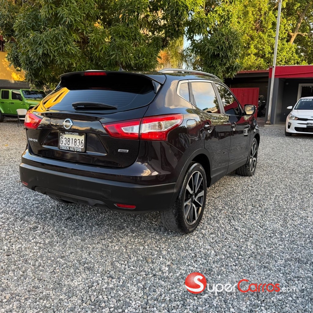 2017 Nissan Qashqai Exclusive — foto 8 / 12