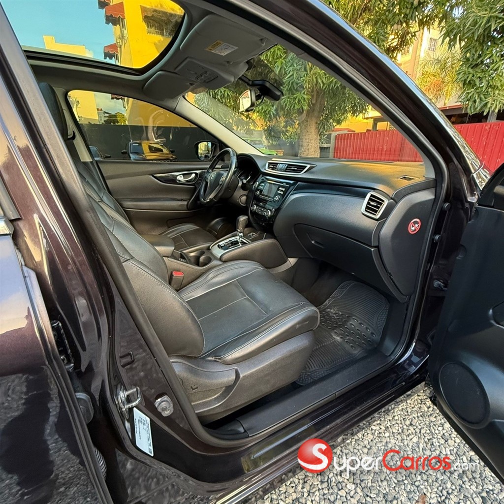 2017 Nissan Qashqai Exclusive — foto 9 / 12