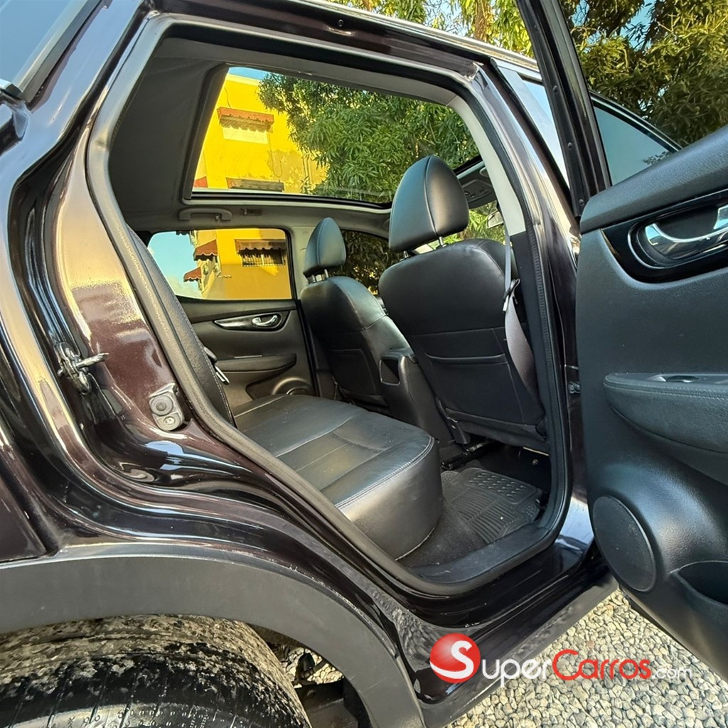 2017 Nissan Qashqai Exclusive — foto 11 / 12
