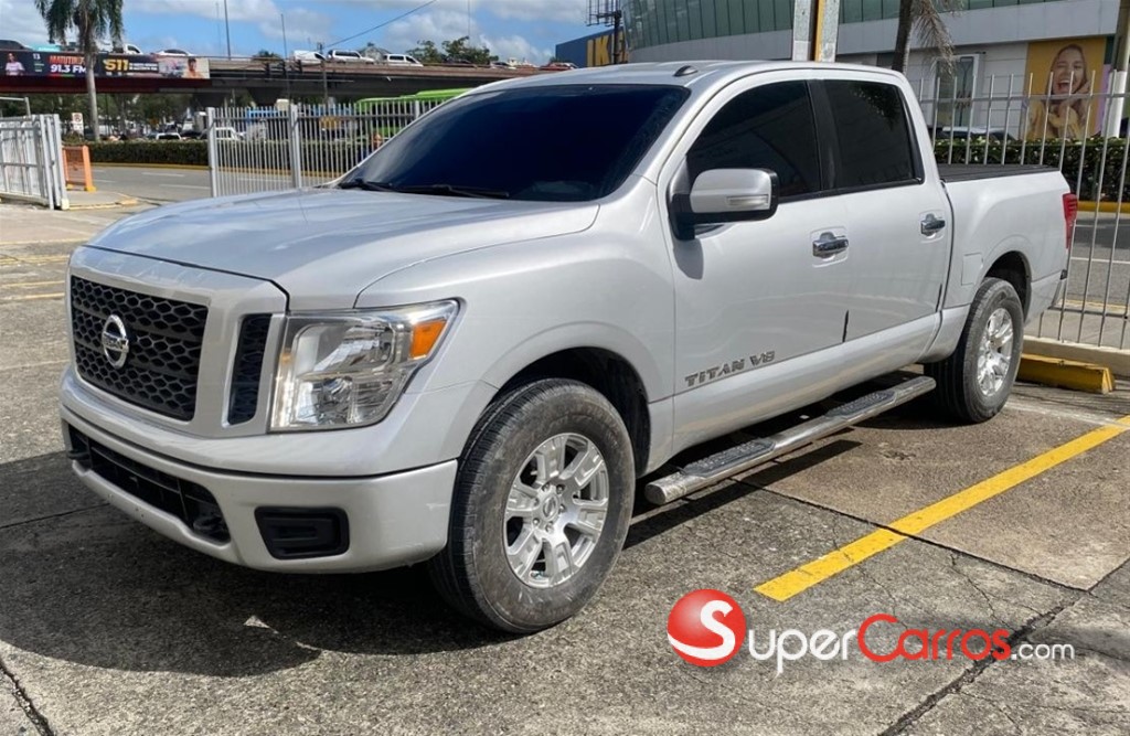2019 Nissan TITAN