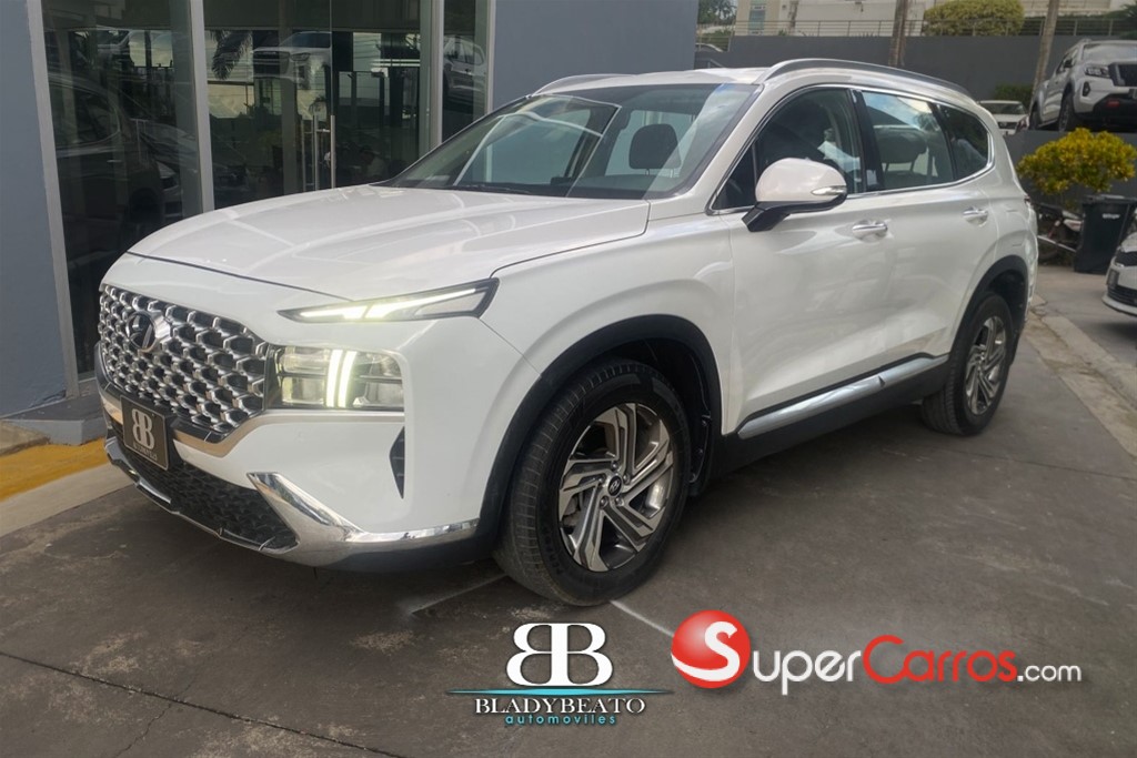 2022 Hyundai Santa Fe SE