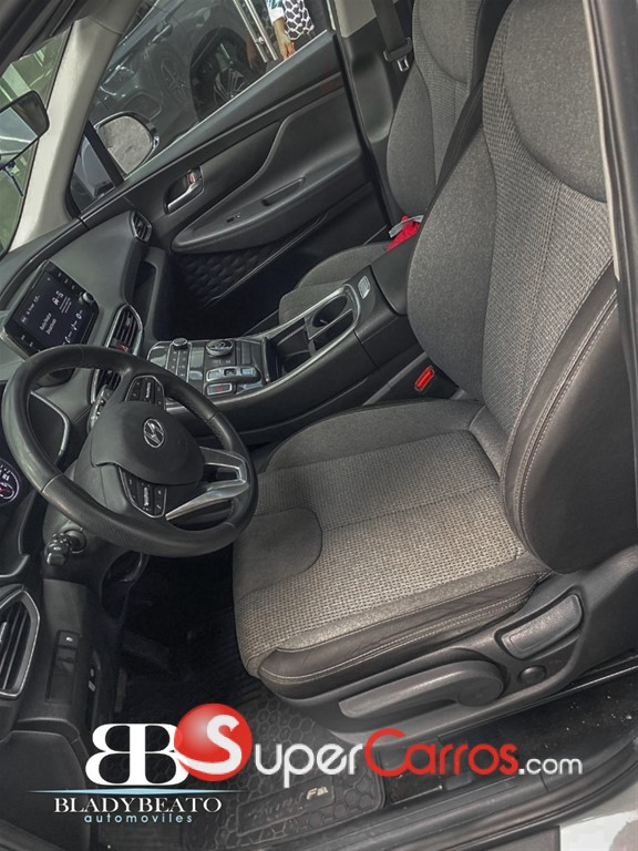 2022 Hyundai Santa Fe SE — foto 11 / 12