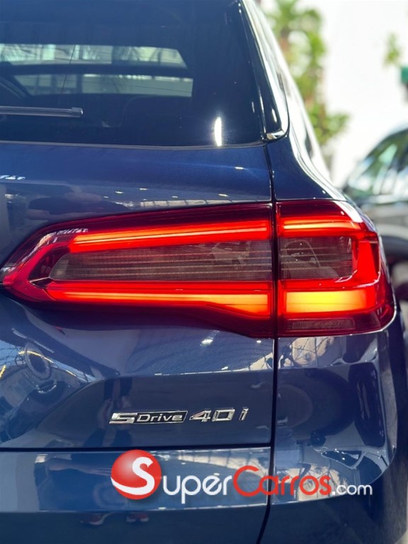 2020 BMW X 5 SDRIVE 40i — foto 9 / 9