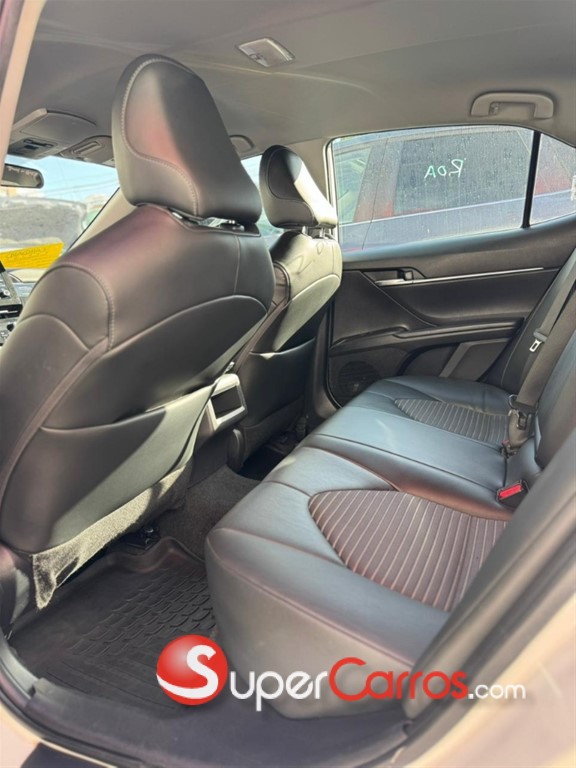 2023 Toyota Camry SE — foto 4 / 10