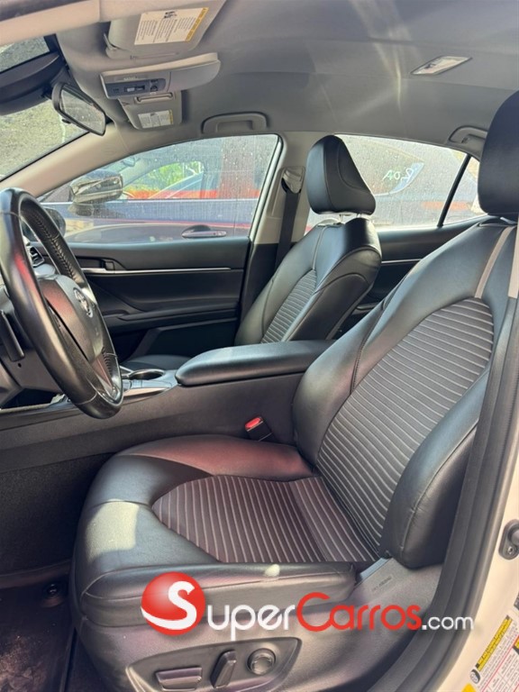 2023 Toyota Camry SE — foto 7 / 10
