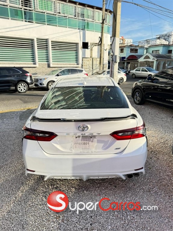 2023 Toyota Camry SE — foto 8 / 10