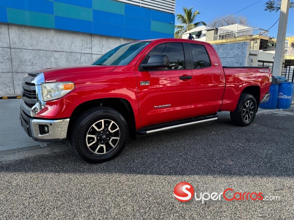 2014 Toyota Tundra SR5