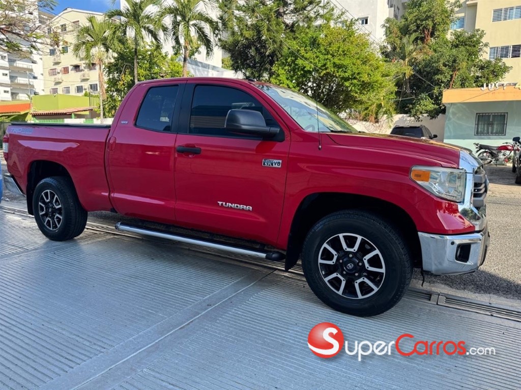 2014 Toyota Tundra SR5 — foto 5 / 10