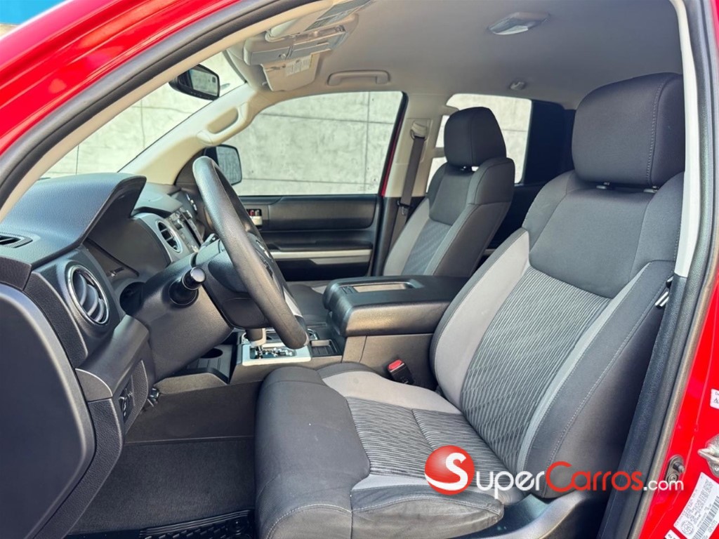 2014 Toyota Tundra SR5 — foto 7 / 10