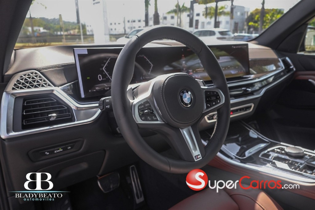 2026 BMW X 5 XDRIVE 40i M PACKAGE — foto 2 / 12