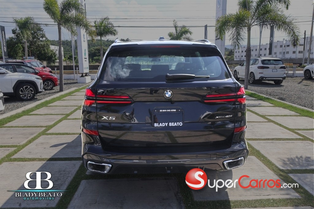 2026 BMW X 5 XDRIVE 40i M PACKAGE — foto 10 / 12