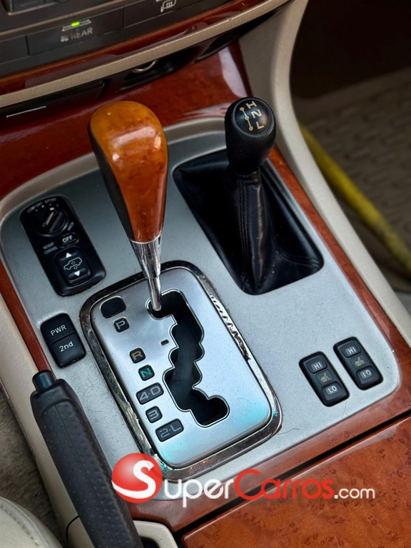 2003 Lexus LX 470 — foto 5 / 10