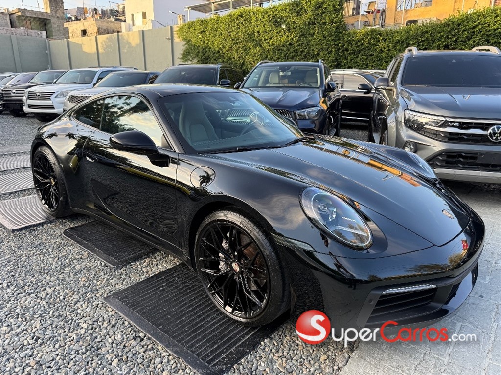 2021 Porsche 911 Carrera — foto 2 / 6