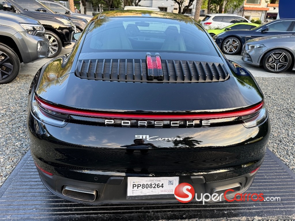 2021 Porsche 911 Carrera — foto 4 / 6