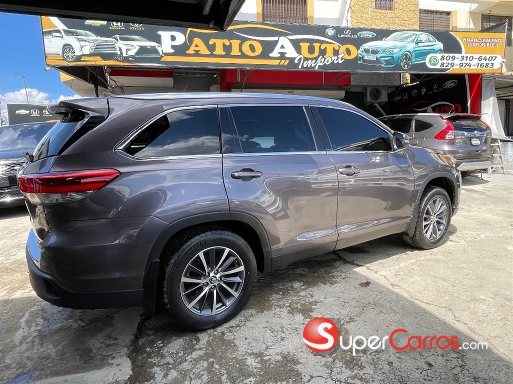 2019 Toyota Highlander XLE — foto 3 / 12