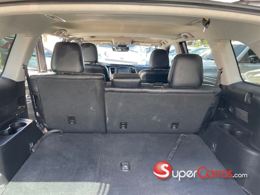 2019 Toyota Highlander XLE — foto 12 / 12