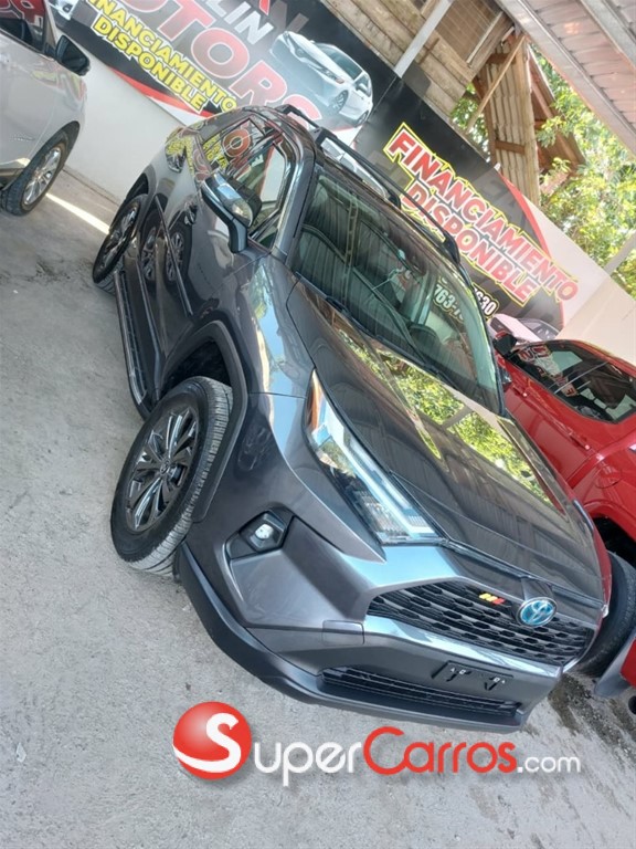 2022 Toyota RAV4 XLE Hybrid