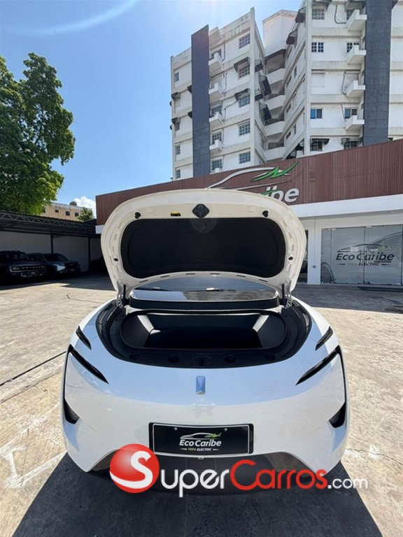 2025 AVATR 11 — foto 6 / 7