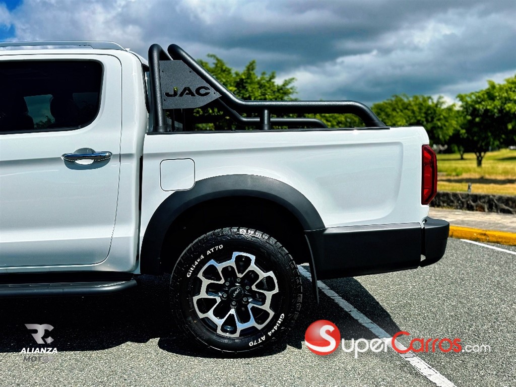 2027 Jac T9 — foto 6 / 12