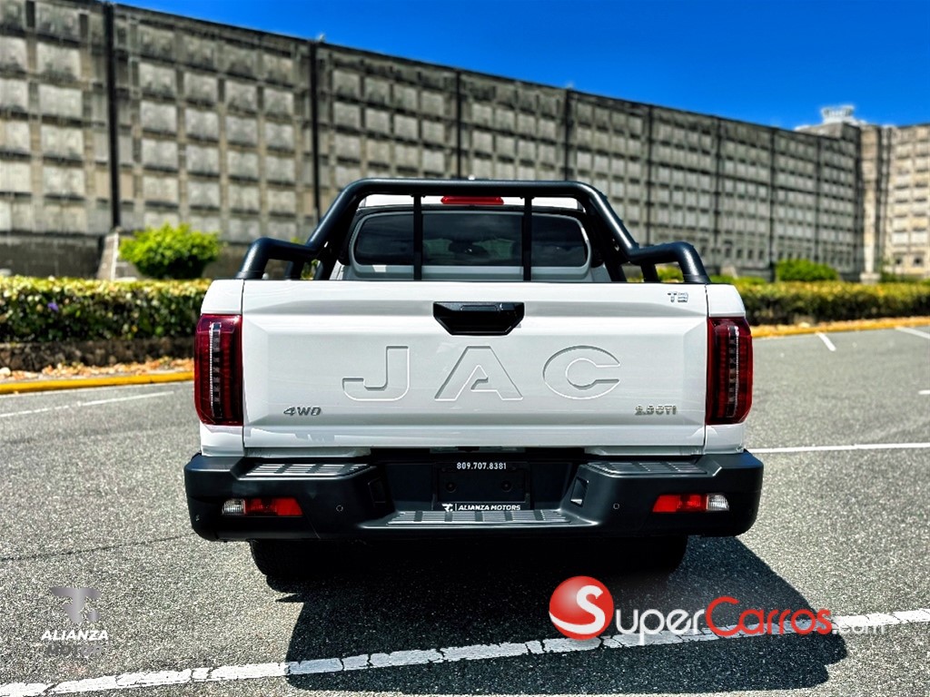 2027 Jac T9 — foto 7 / 12