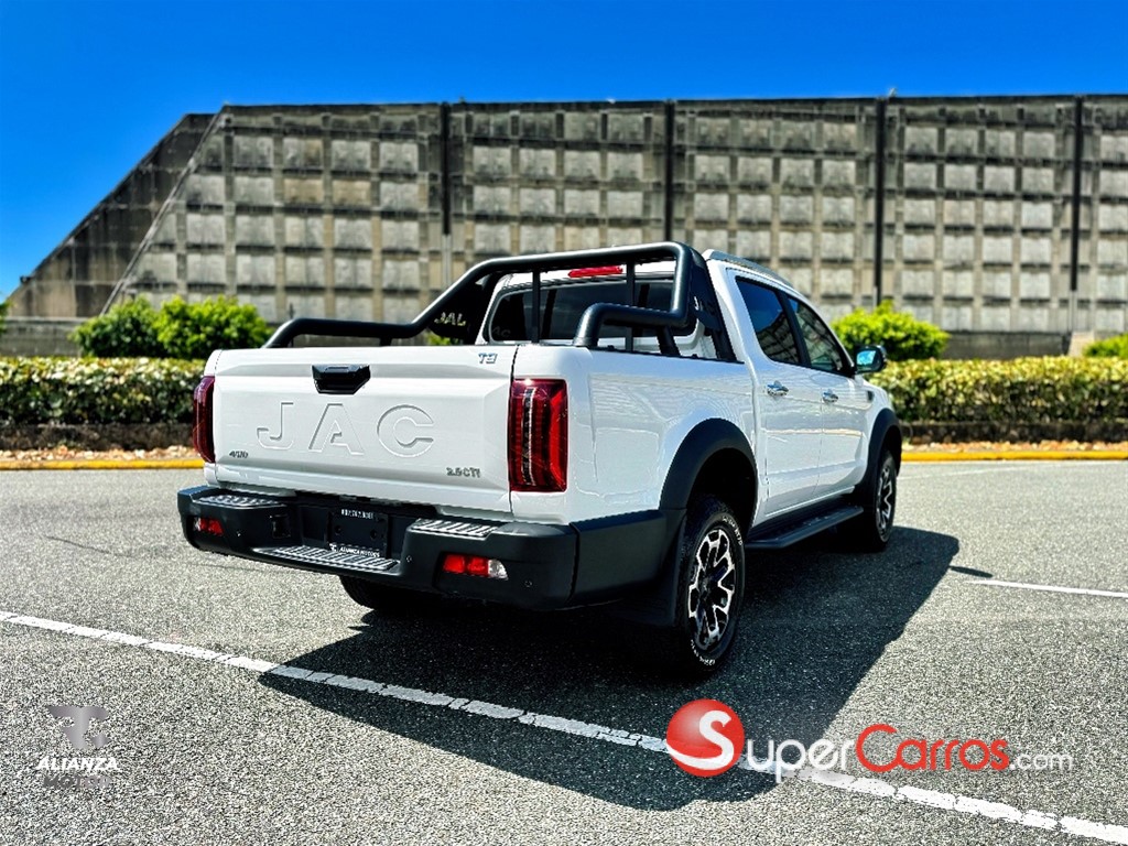 2027 Jac T9 — foto 9 / 12