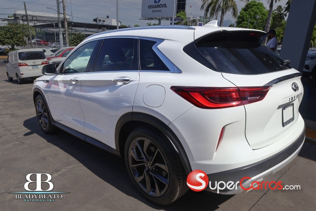 2023 Infiniti QX-50 Essential — foto 11 / 12