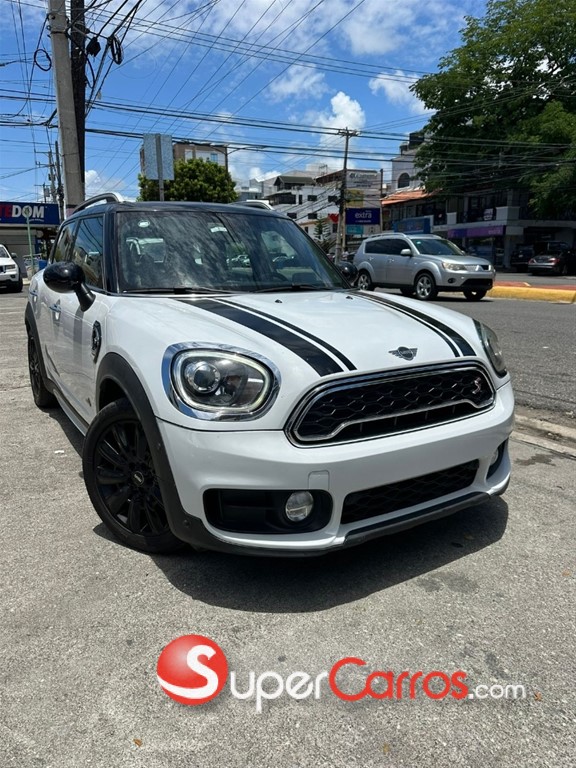 2019 Mini Cooper Countryman S ALL4 — foto 8 / 9