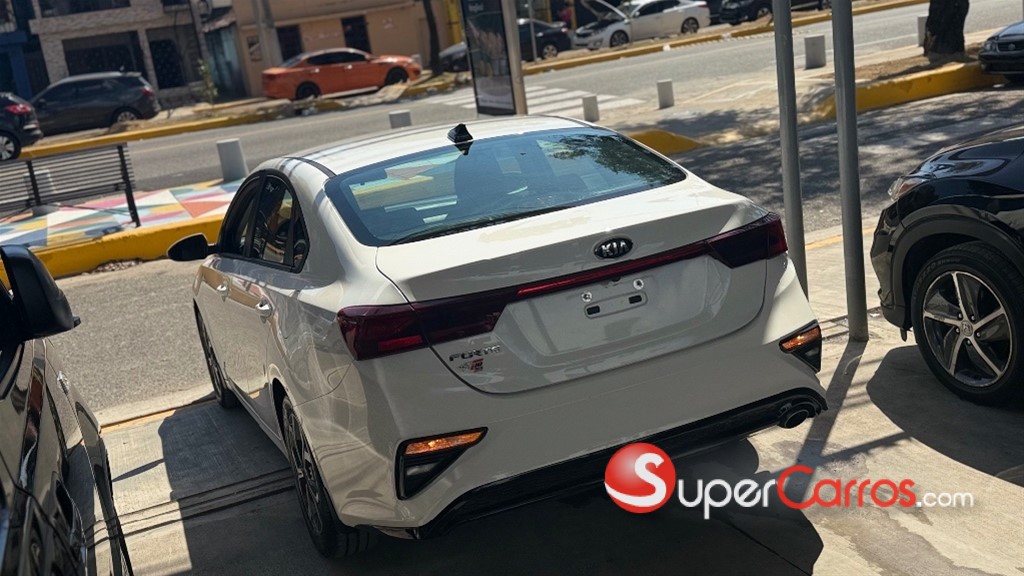 2019 Kia Forte LXS — foto 4 / 11