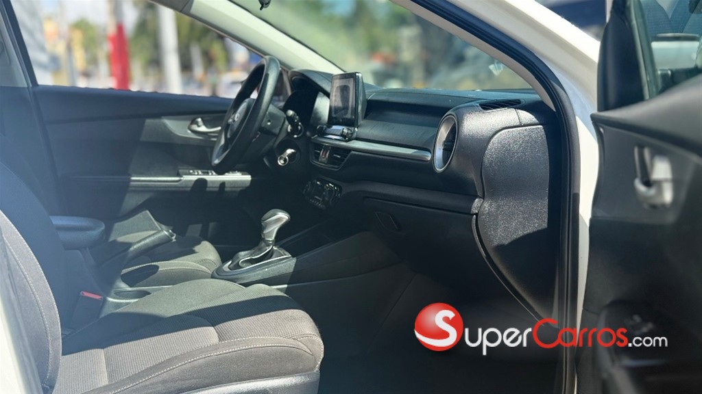 2019 Kia Forte LXS — foto 7 / 11