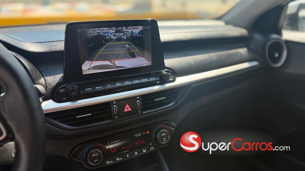 2019 Kia Forte LXS — foto 10 / 11