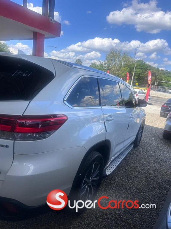 2017 Toyota Highlander Hybrid XLE — foto 2 / 6