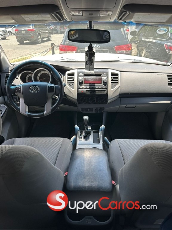 2012 Toyota Tacoma PreRunner — foto 11 / 12