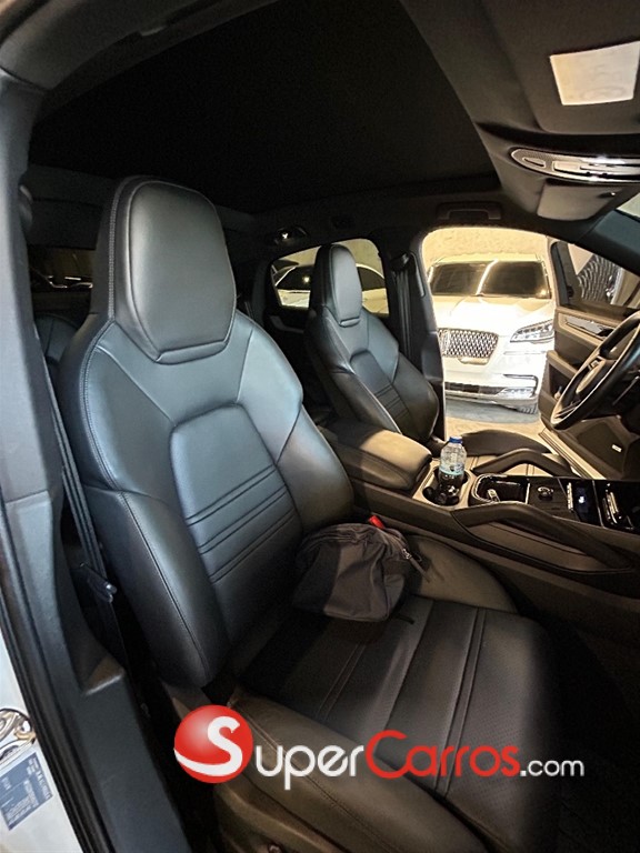 2024 Porsche Cayenne Coupe — foto 5 / 11