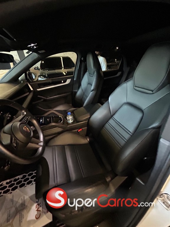 2024 Porsche Cayenne Coupe — foto 8 / 11