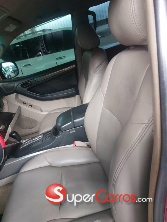 2005 Toyota 4 Runner — foto 7 / 9