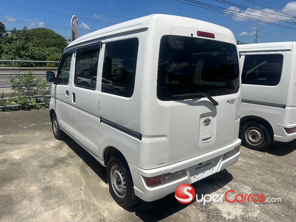2020 Daihatsu Hijet — foto 6 / 10