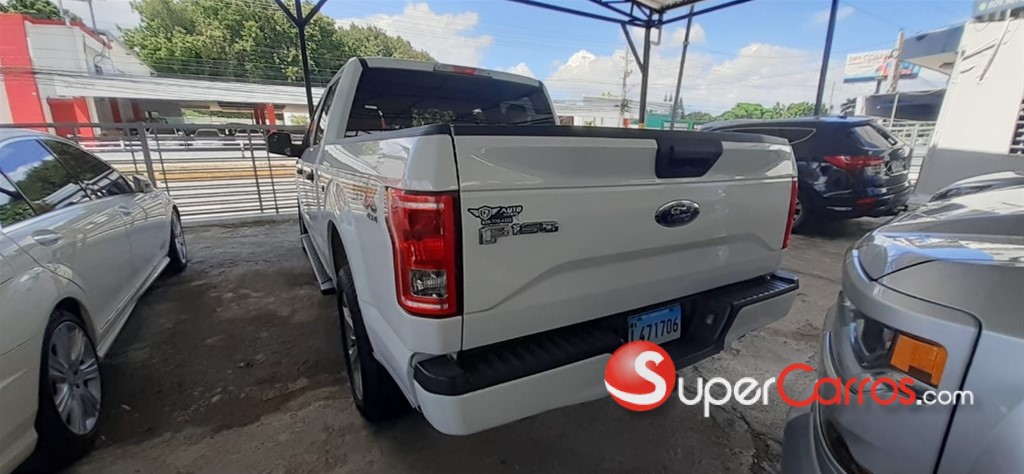 2017 Ford F 150 Ecoboost V6 — foto 8 / 12