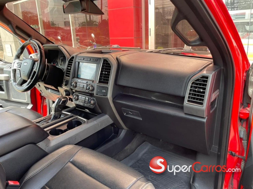 2018 Ford F 150 Raptor — foto 9 / 12