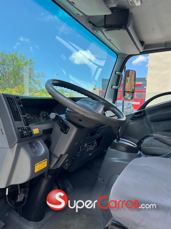 2014 Isuzu NPR — foto 9 / 12