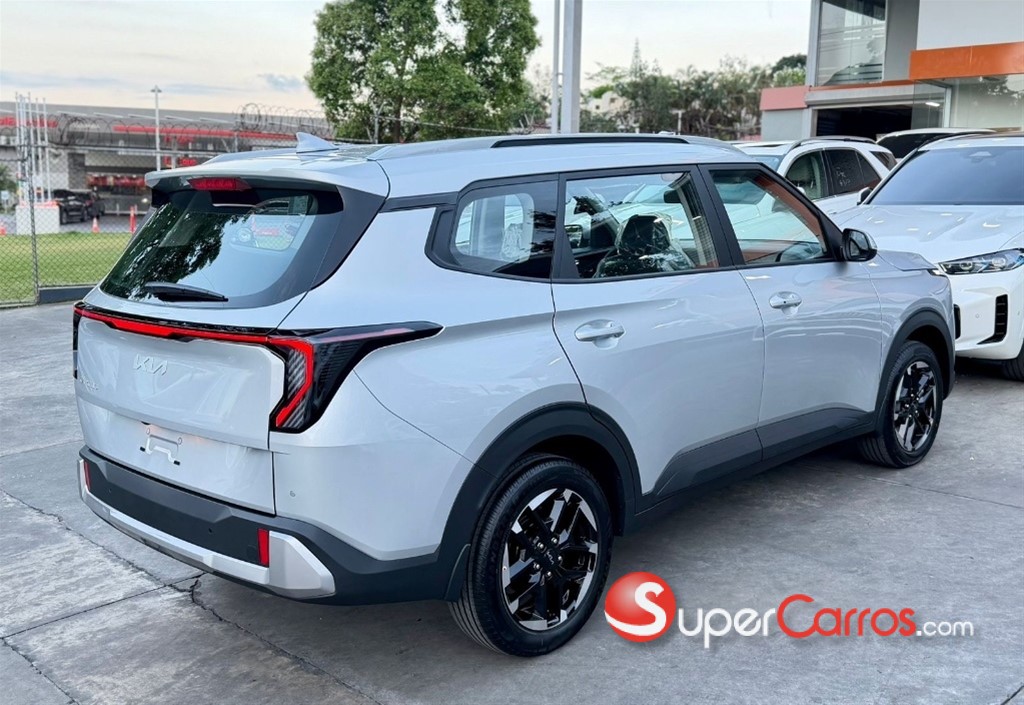 2027 Kia Carens — foto 5 / 10